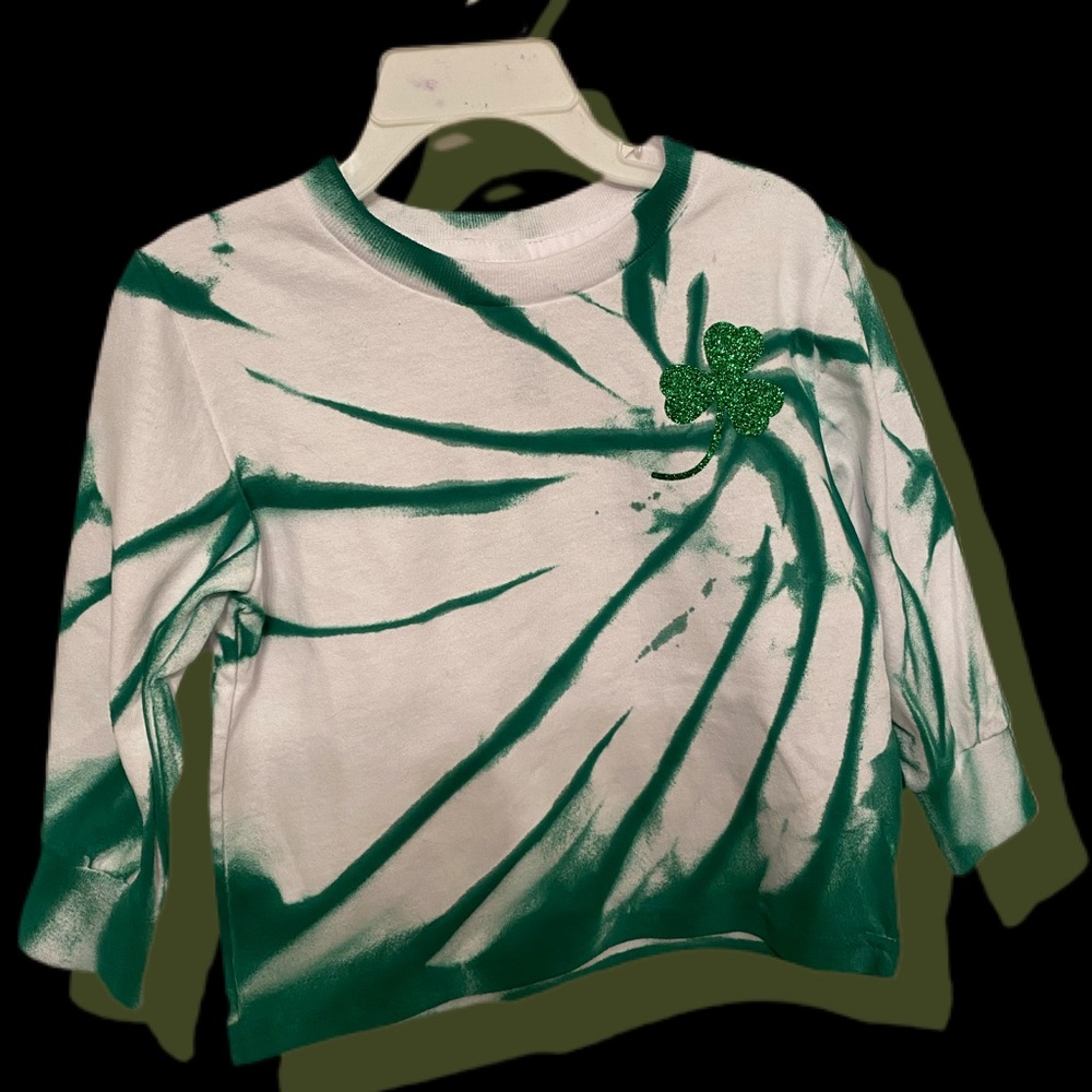 Custom made holiday kids clothing